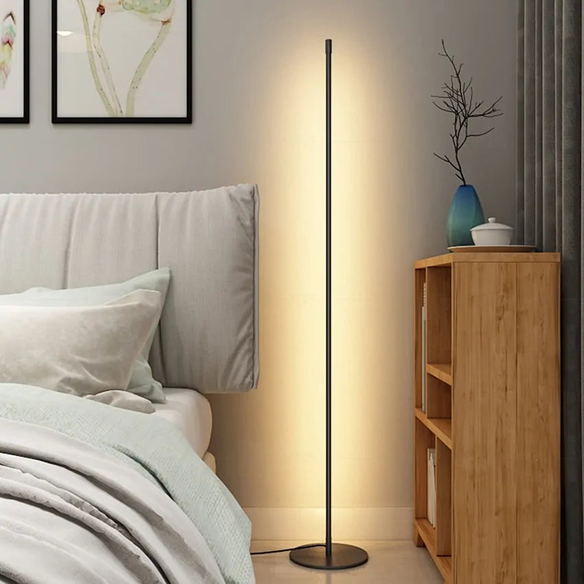 Modern golvlampa